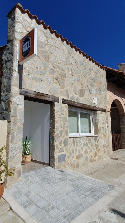 Tres Torres Apartamento Turistico Almoharin Екстер'єр фото