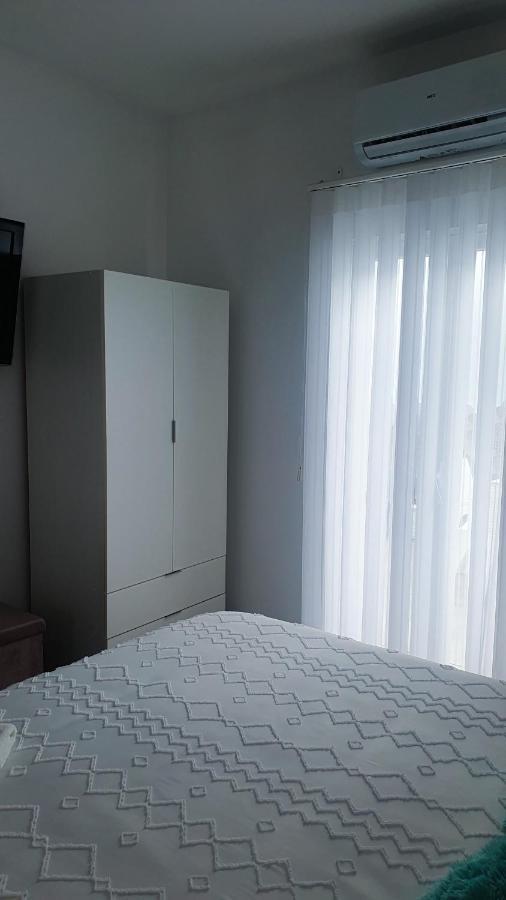 Tres Torres Apartamento Turistico Almoharin Екстер'єр фото